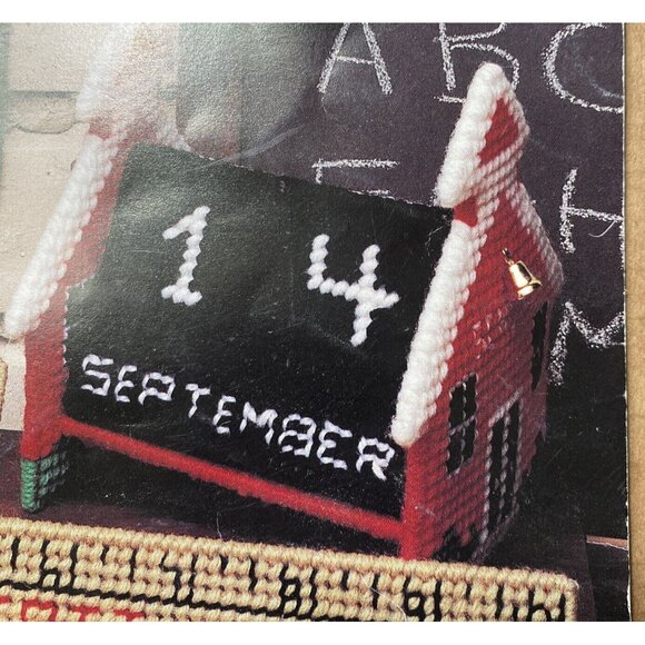 Leisure Arts TEACHER TREASURES PLASTIC CANVAS 1494 Leaflet 12 Designs School - Picture 3 of 11